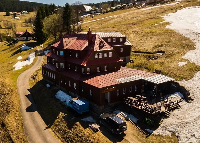 Capkova Chata Hotell *