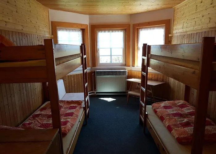 Capkova Chata Hotell *
